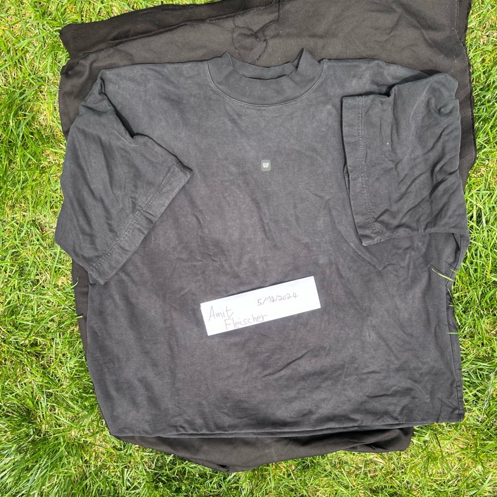 Yeezy x GAP Logo 3/4 Sleeve Tee